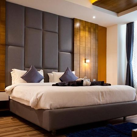Sree Fortune Grand, Tadepalli Hotel Tadepalle Kültér fotó
