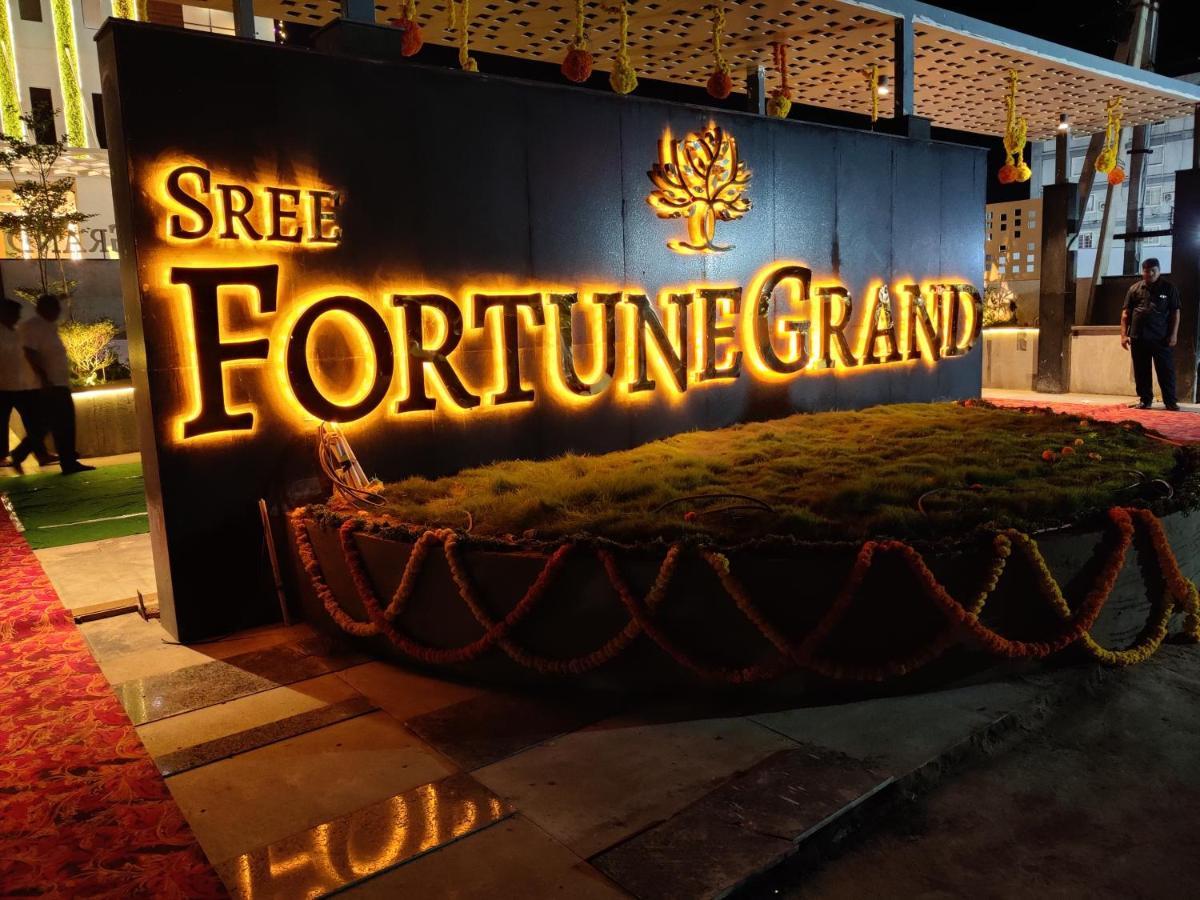 Sree Fortune Grand, Tadepalli Vidzsajavádá Kültér fotó