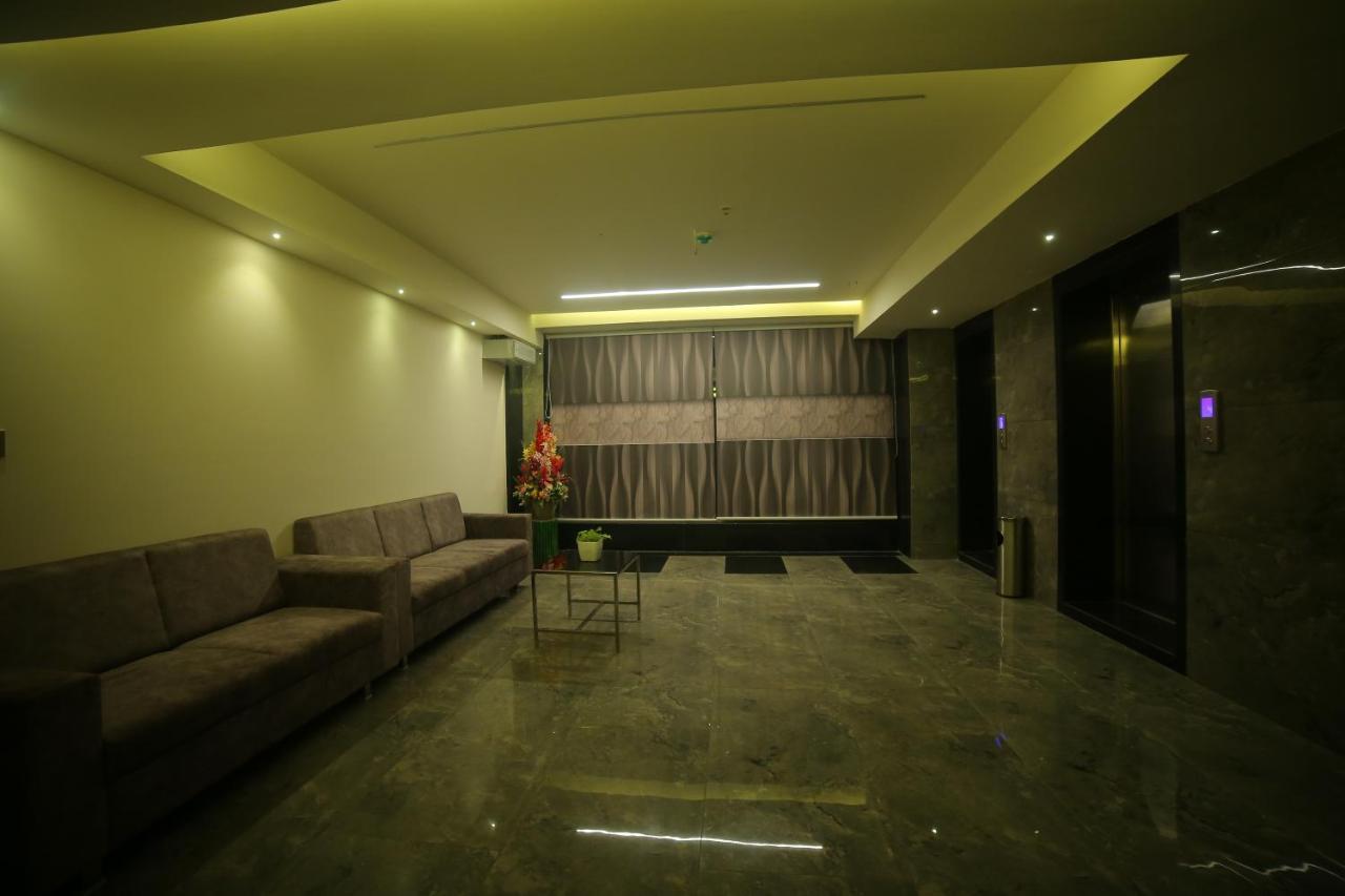 Sree Fortune Grand, Tadepalli Hotel Tadepalle Kültér fotó
