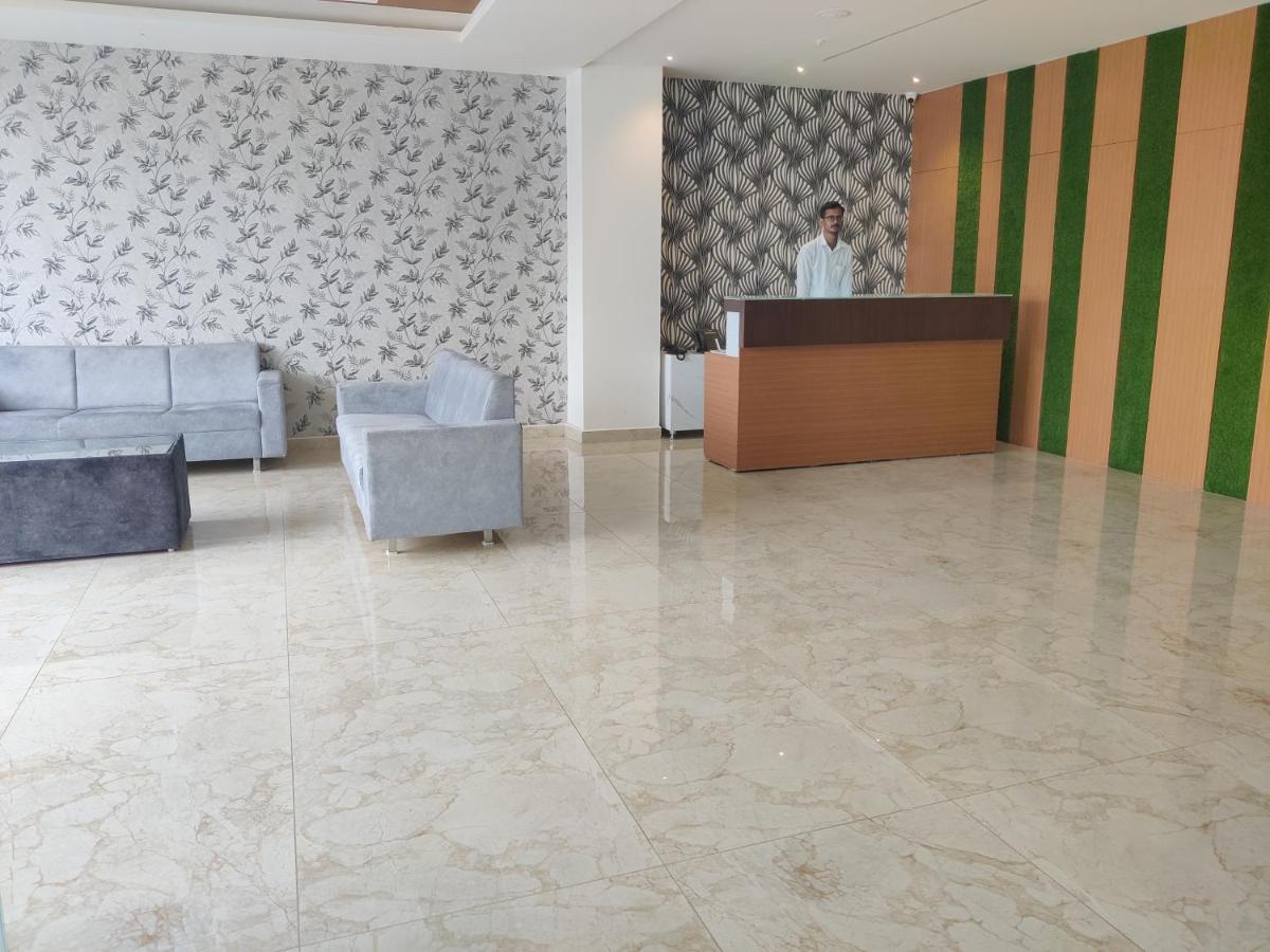 Sree Fortune Grand, Tadepalli Hotel Tadepalle Kültér fotó